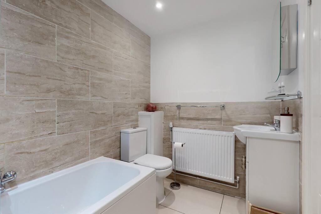 Lovely 2 Bedroom Apartment Near Highgate Station London Exterior photo