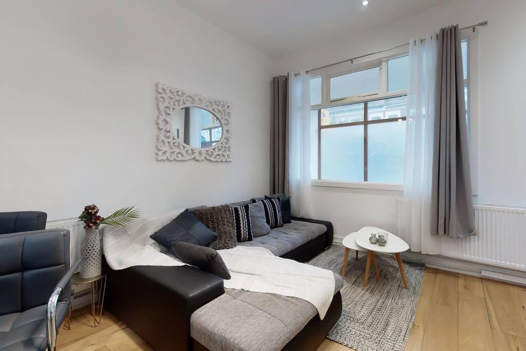 Lovely 2 Bedroom Apartment Near Highgate Station London Exterior photo